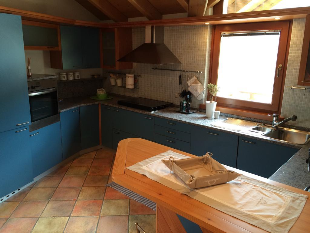 Casa Lucia Lägenhet Isolaccia Rum bild